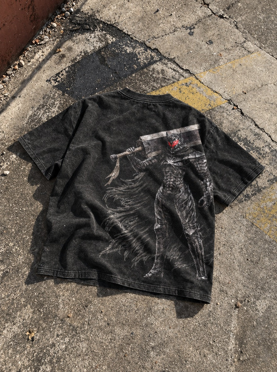 Berserker Full Armor – T-Shirt – flat-lay | Berserk