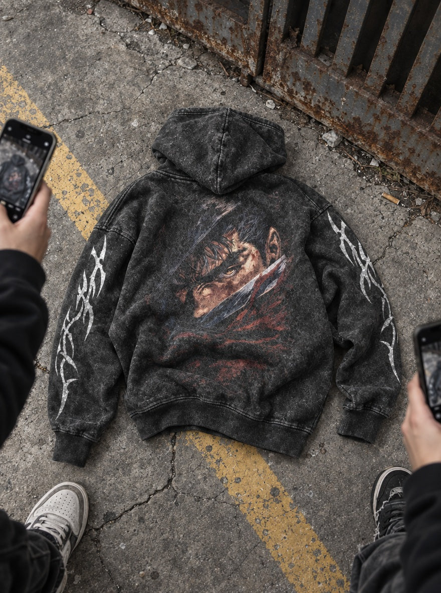 Guts Blade Glare – Hoodie – flat-lay | Berserk