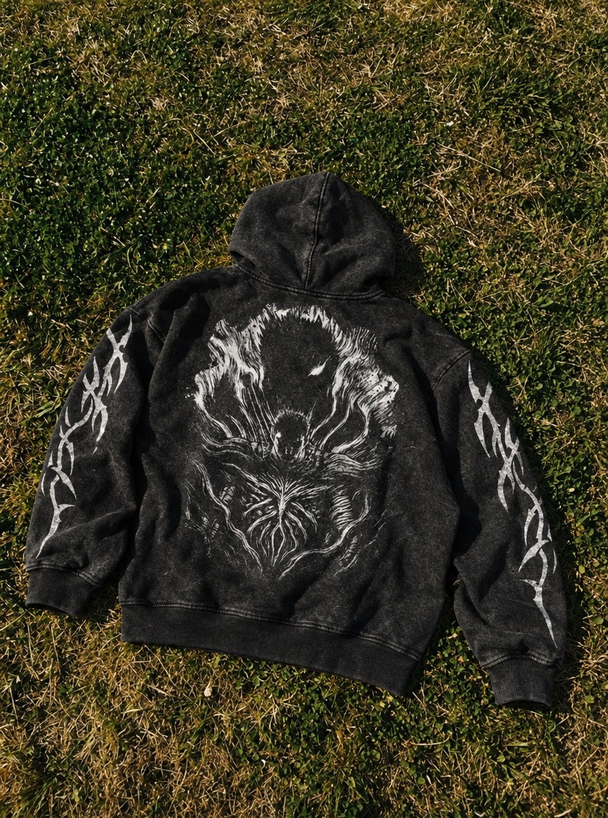 Looming Beast – Hoodie – flat-lay | Berserk