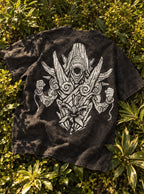 Demonic Statue – T-Shirt – flat-lay | Naruto