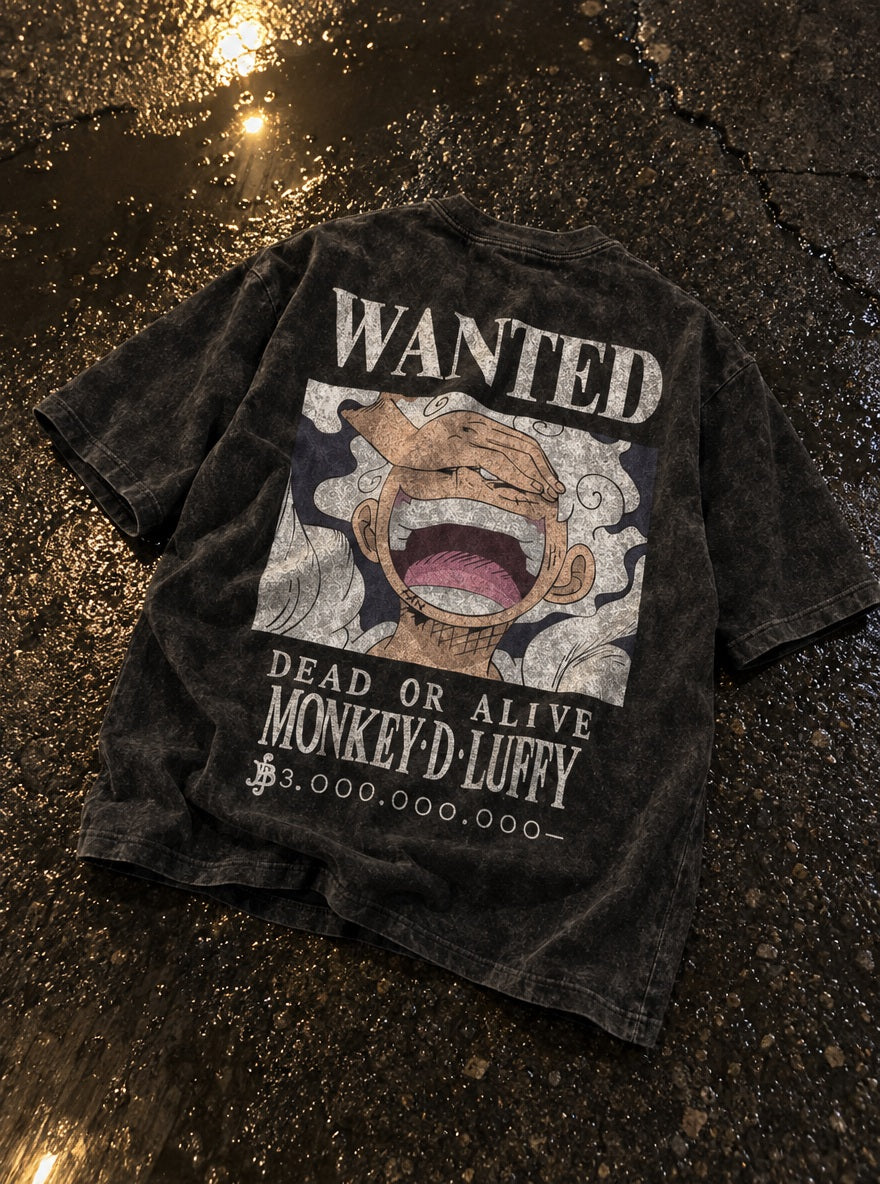 Luffy Wanted – T-Shirt – flat-lay | One Piece