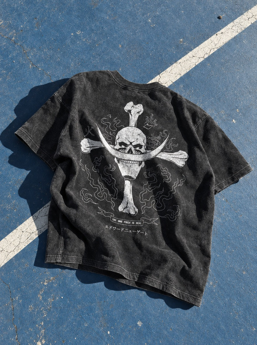 Whitebeard Skull – T-Shirt – flat-lay | One Piece