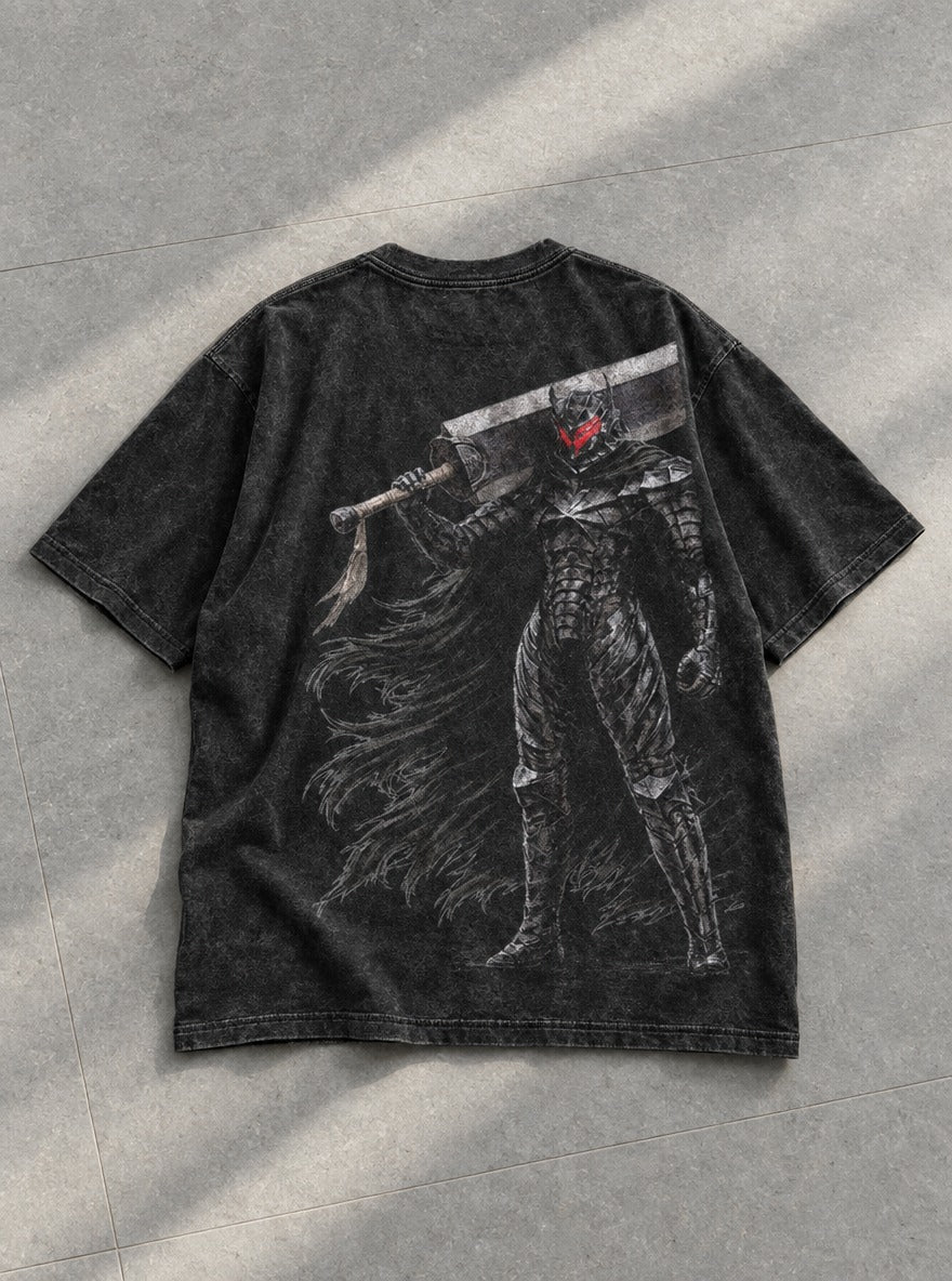Berserker Full Armor – T-Shirt – flat-lay | Berserk