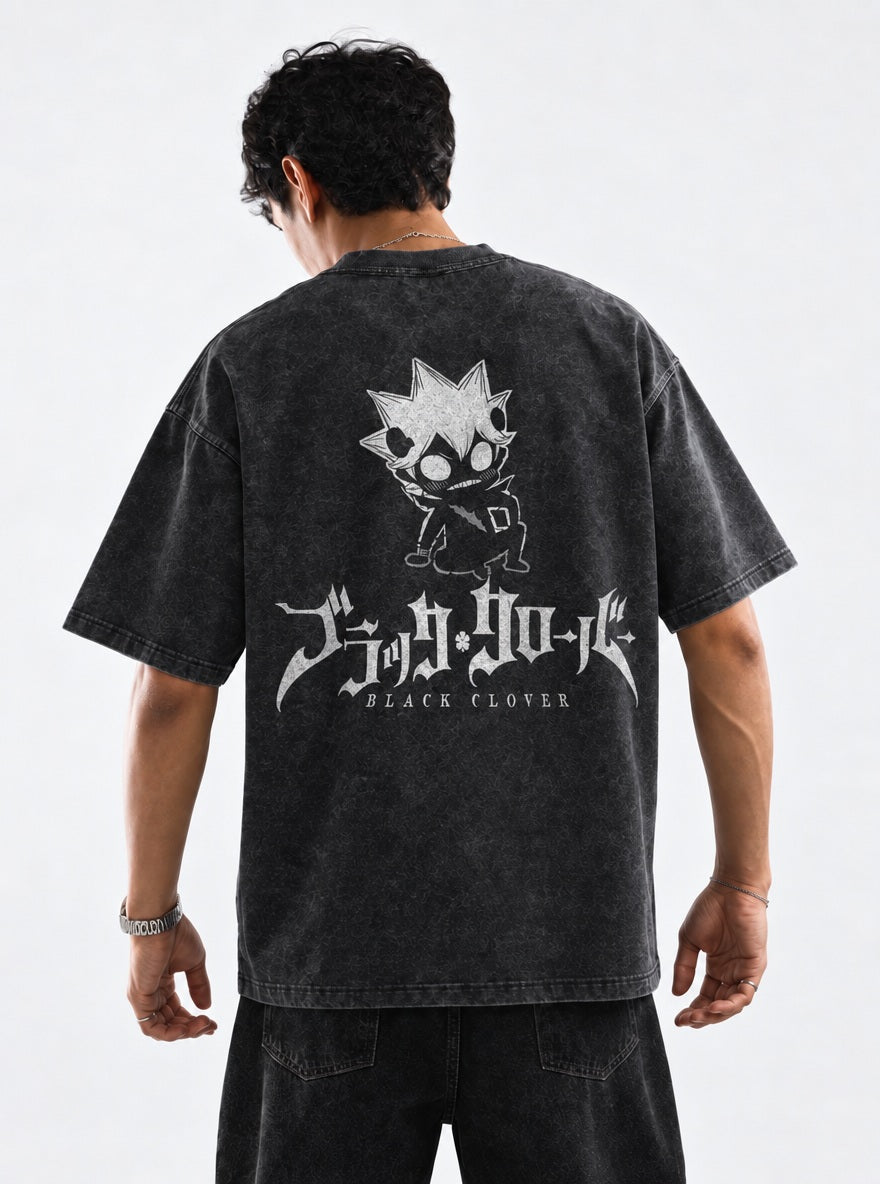Mini Asta – T-Shirt – model shot | Black Clover