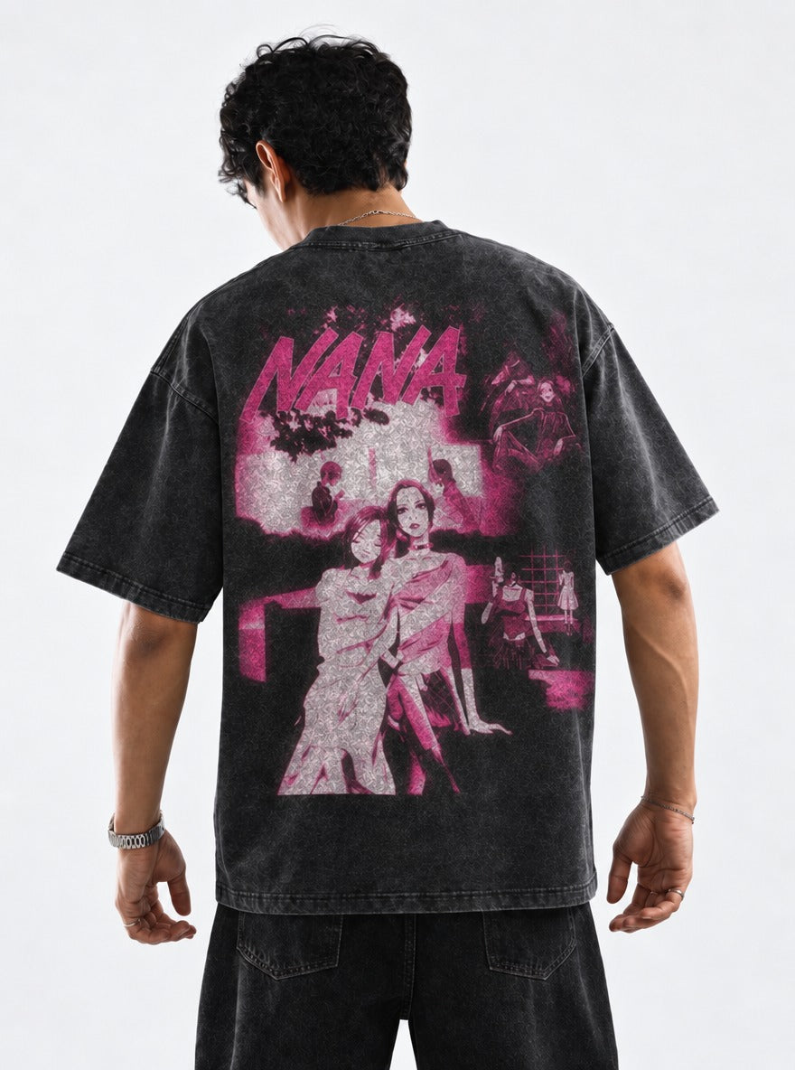 Close Collage – T-Shirt – model shot | Nana