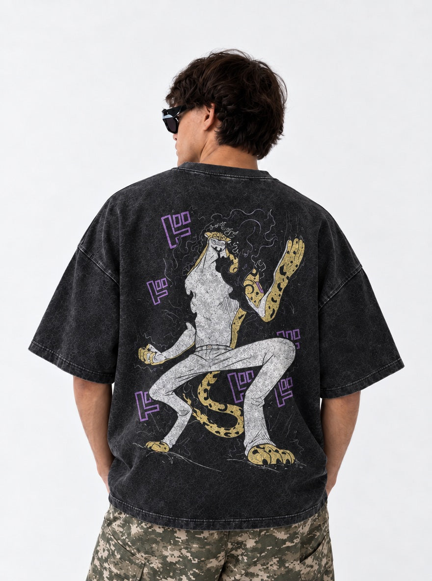 Leopard Lucci – T-Shirt – model shot | One Piece