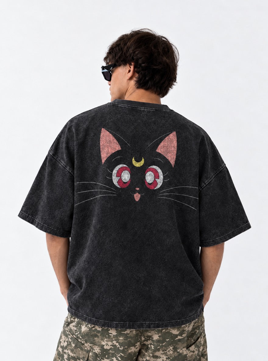 Crescent Cat – T-Shirt – model shot | Sailor Moon